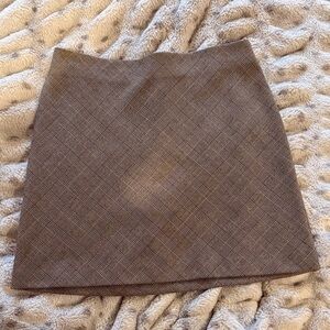 ARITZIA // PLAID SKIRT